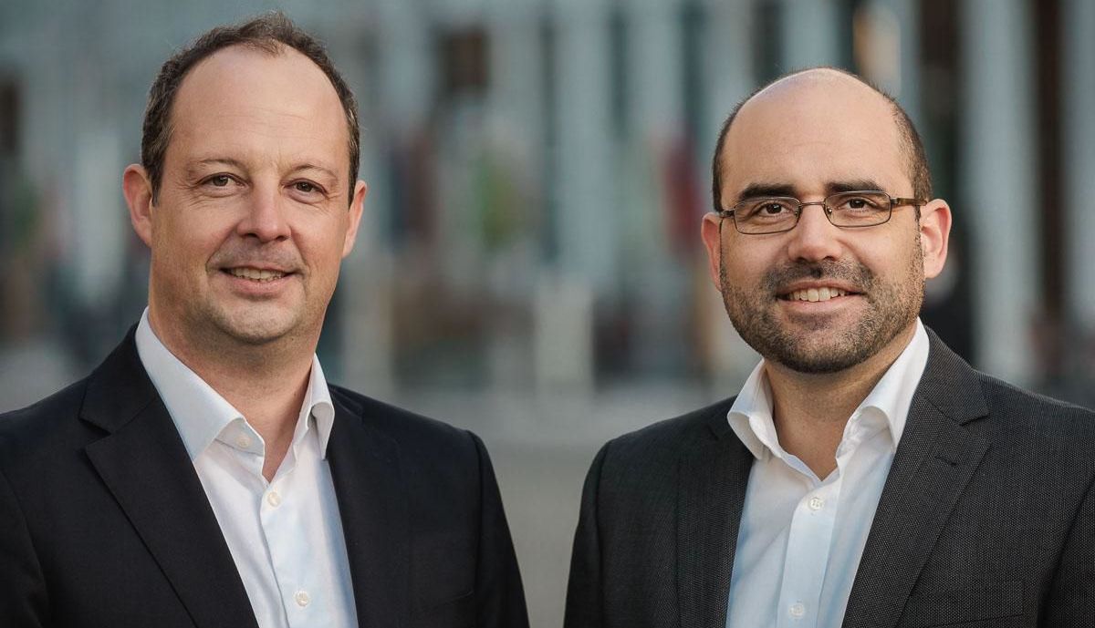 Bild: Die beiden Co-Founder Philipp von Schulthess (links), CEO und Simon Solenthaler, CTO